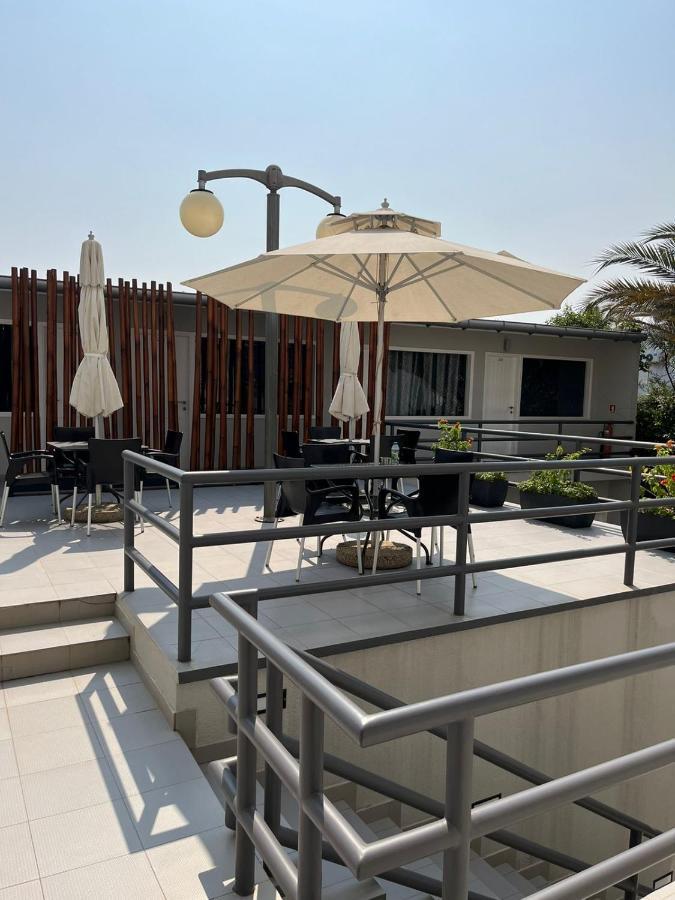 Отель Casas De Luanda Gh-Alvalade Экстерьер фото